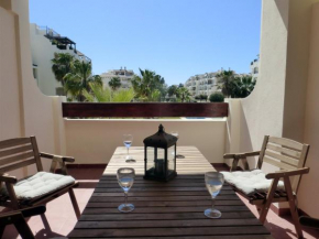 Lovely bedroom, 2 bathroom apartment with pool